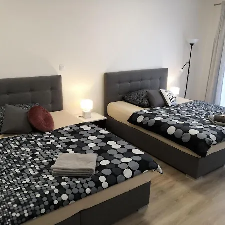 Lejlighed H+ Apartman Letiste Prag